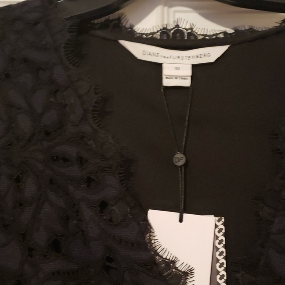 DVF Lace Wrap Dress NWT - Picture 2 of 4